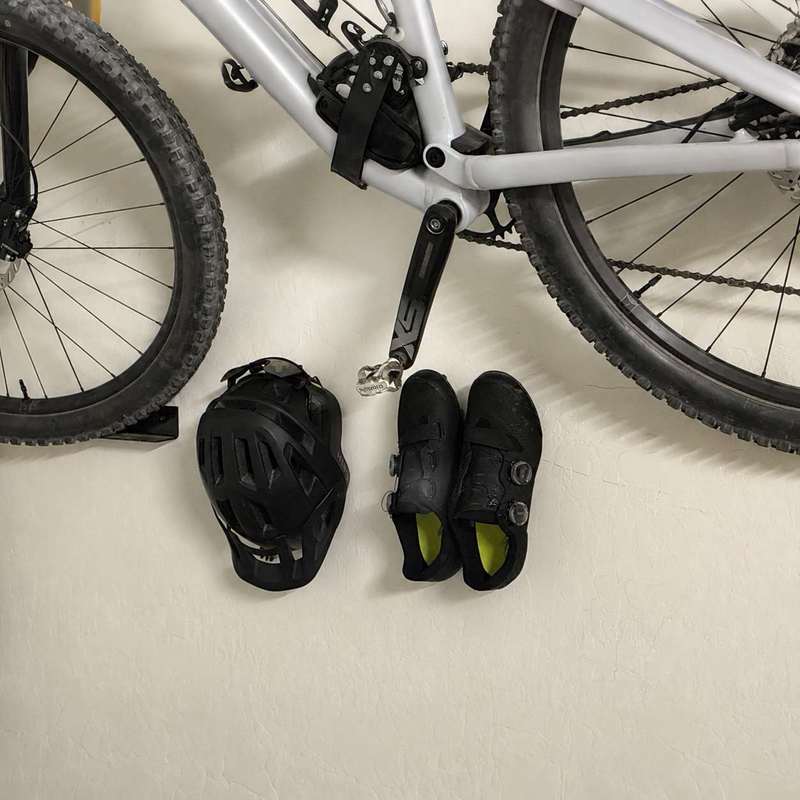 حامل تخزين مثبت على الحائط لأح - مراجعة Cycling Gear Wall Storage وسعره