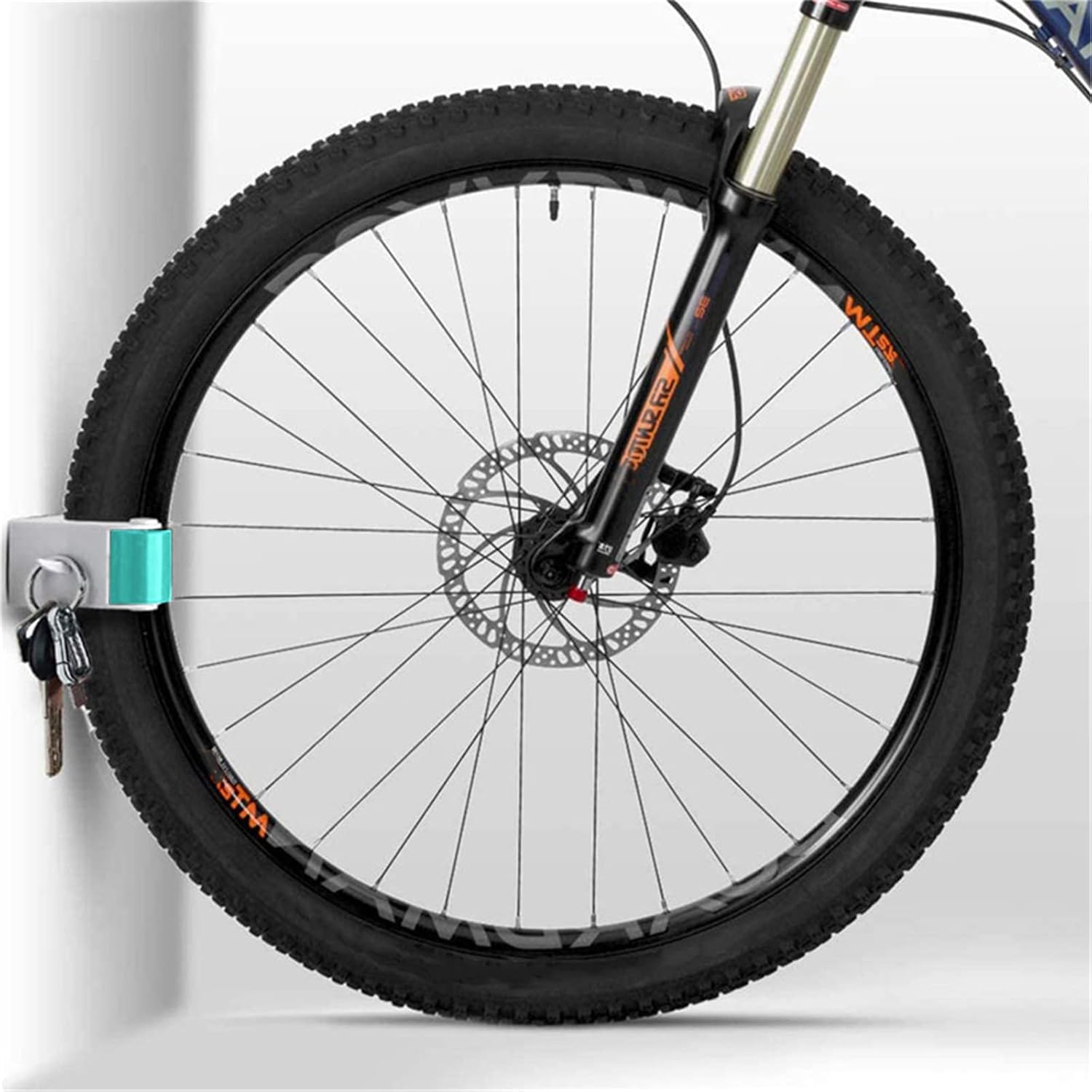 حامل دراجات هوائية محمول للتعل - مراجعة Cycling Gear Wall Hanger وسعره