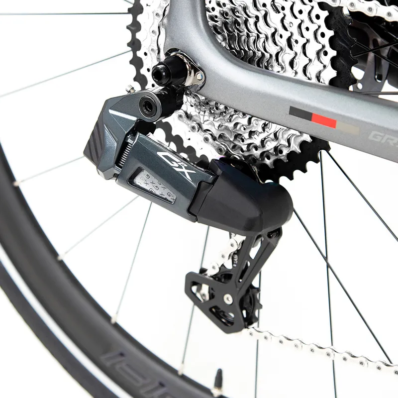 دراجة طريق من ألياف الكربون GR - مراجعة Cycling Gear Inches وسعره